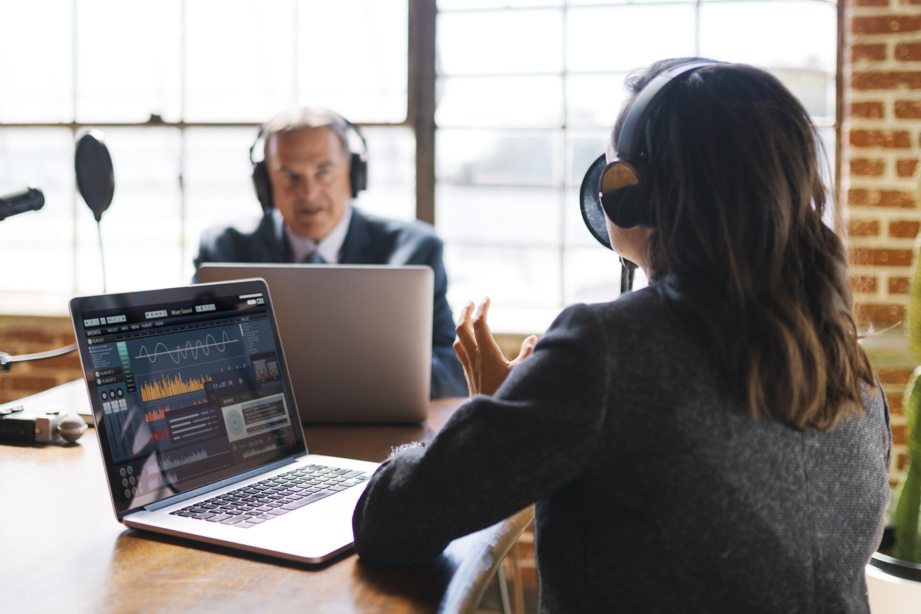 Podcast Gäste finden: Die 5 besten Methoden